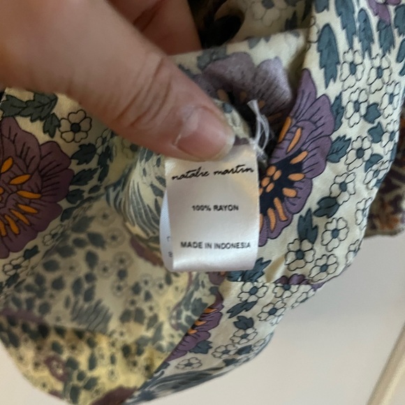 Natalie Martin Remy Top in Vintage Flowers Lavender - Picture 5 of 6